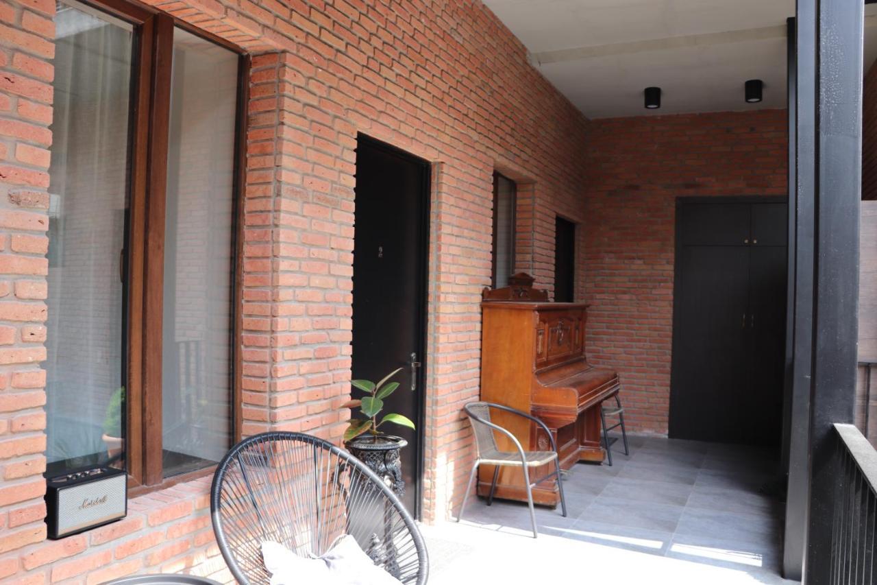 Inoldtbilisi Apartamento Exterior foto